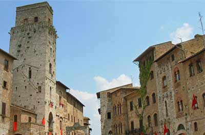 tour guide for medieval village of San Gimignano